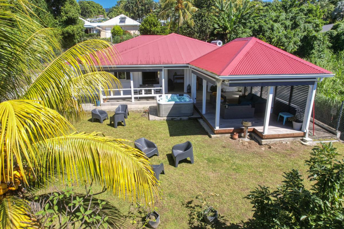 1.Location villa jacuzzi Saint Claude Guadeloupe_vue d'ensemble